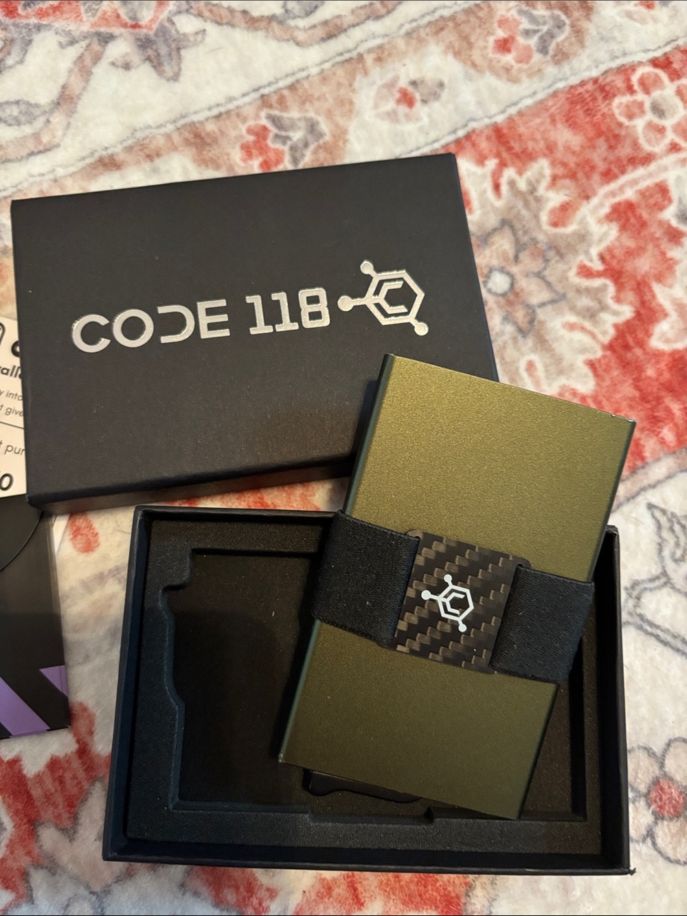 Olive Green Minimalist Metal Wallet with Carbon Fiber Money Clip
